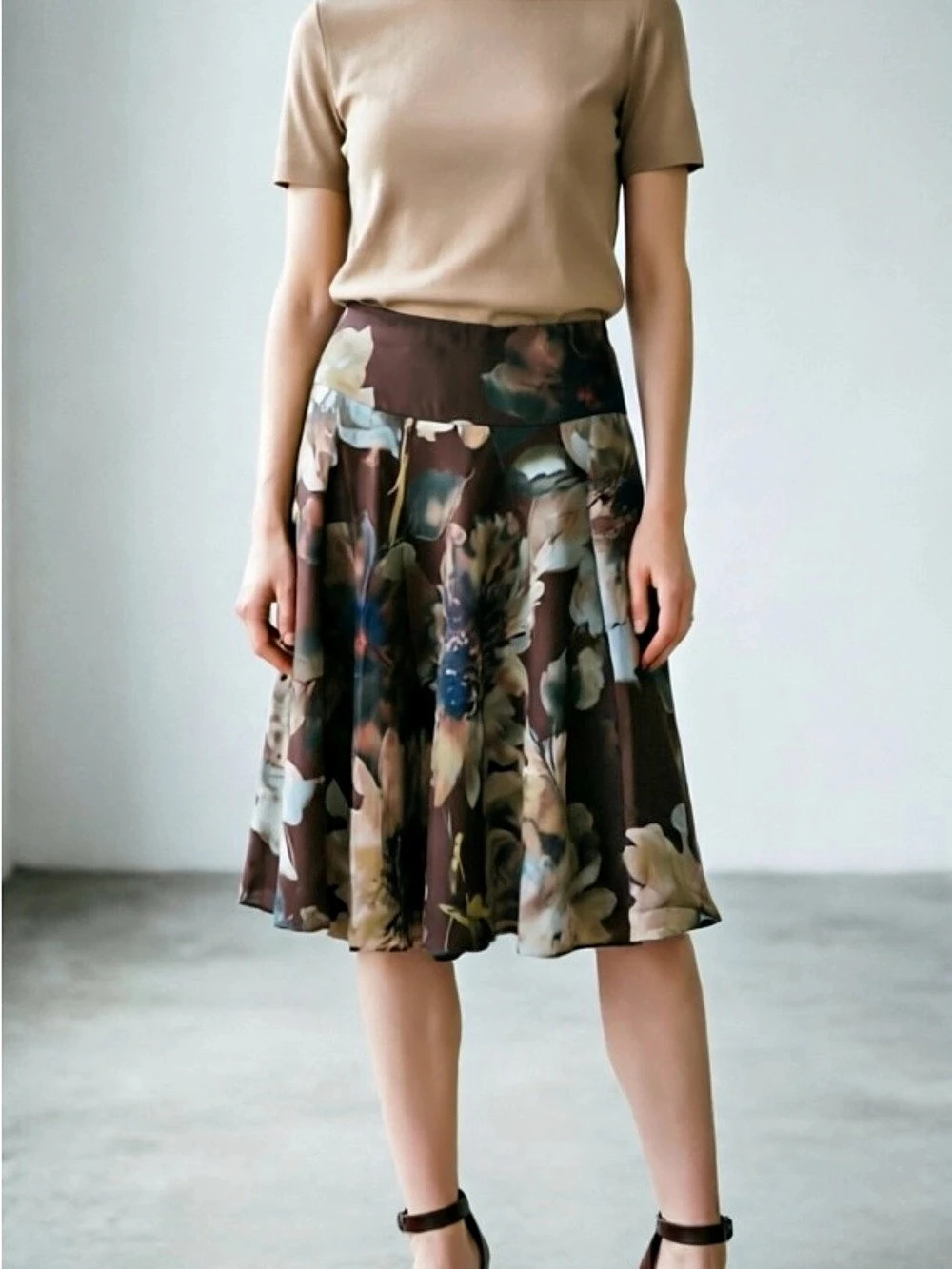 Ralph Lauren 100% Silk Floral Skirt – A-Line, Side Pockets, Size 4